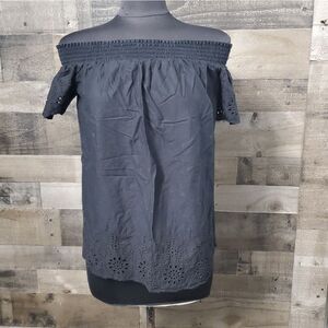 Old Navy Black off the shoulder top M
